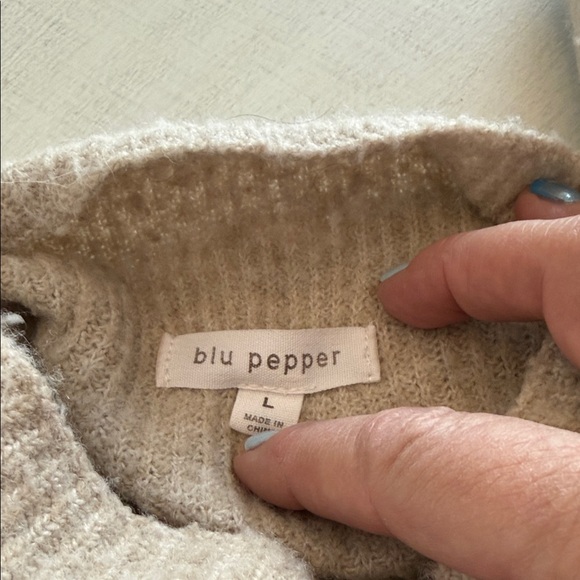 Women's Cream Mock T-neck Sweater - Picture 5 of 5